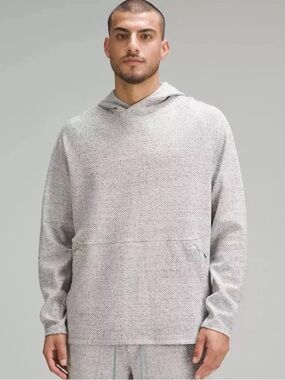 Men’s lululemon at ease hoodie